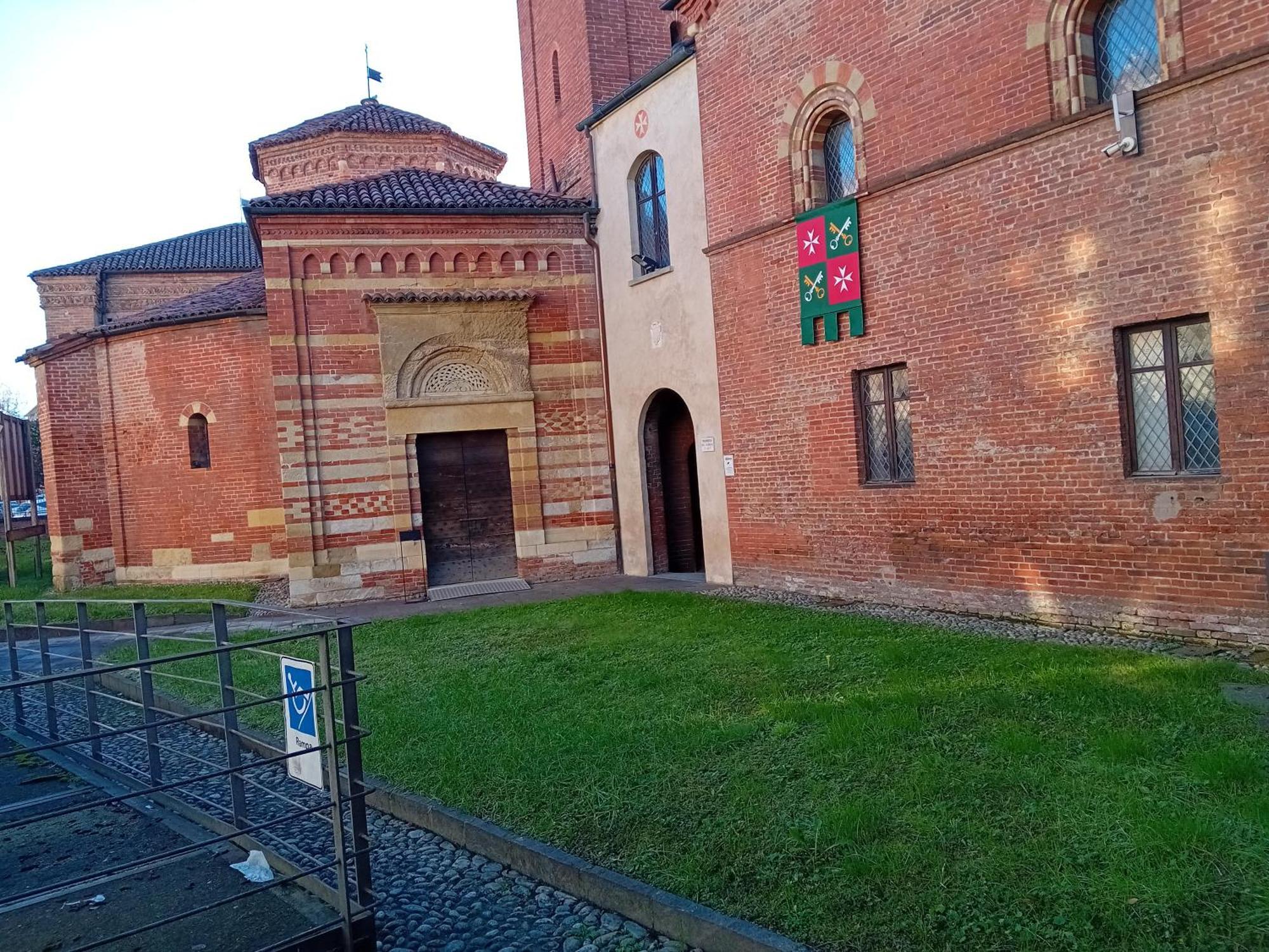 Petite Maison Asti Luaran gambar